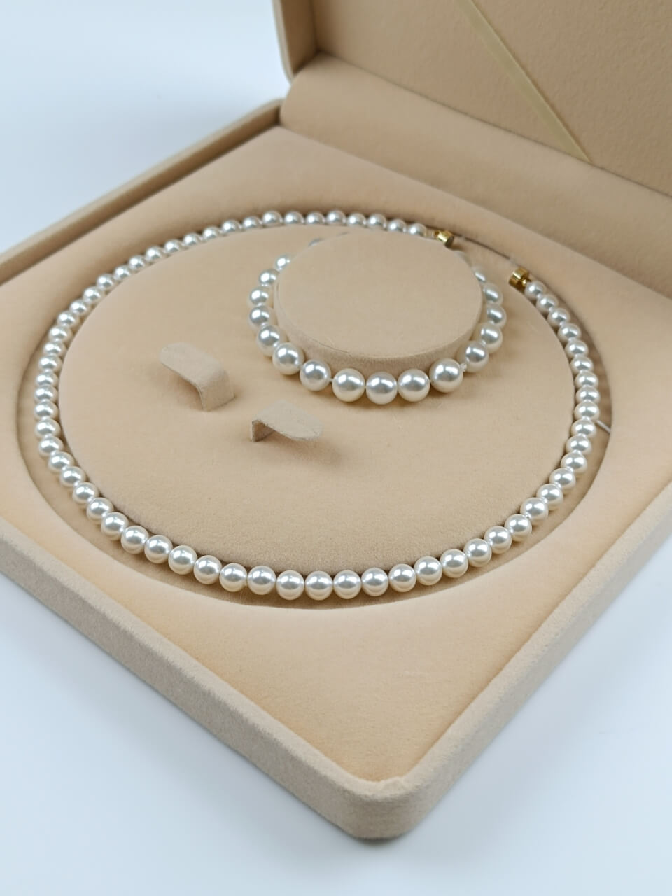 Shell Pearl Near-Round Strong Cold Light Necklace 6mm Magnetic Clasp