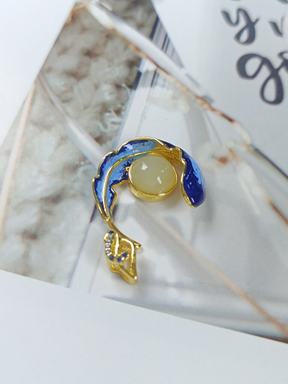 Sterling Silver 925 with Hetian Jade (8x8) Round Domed Feather Enamel Pendant (Thick Gold)