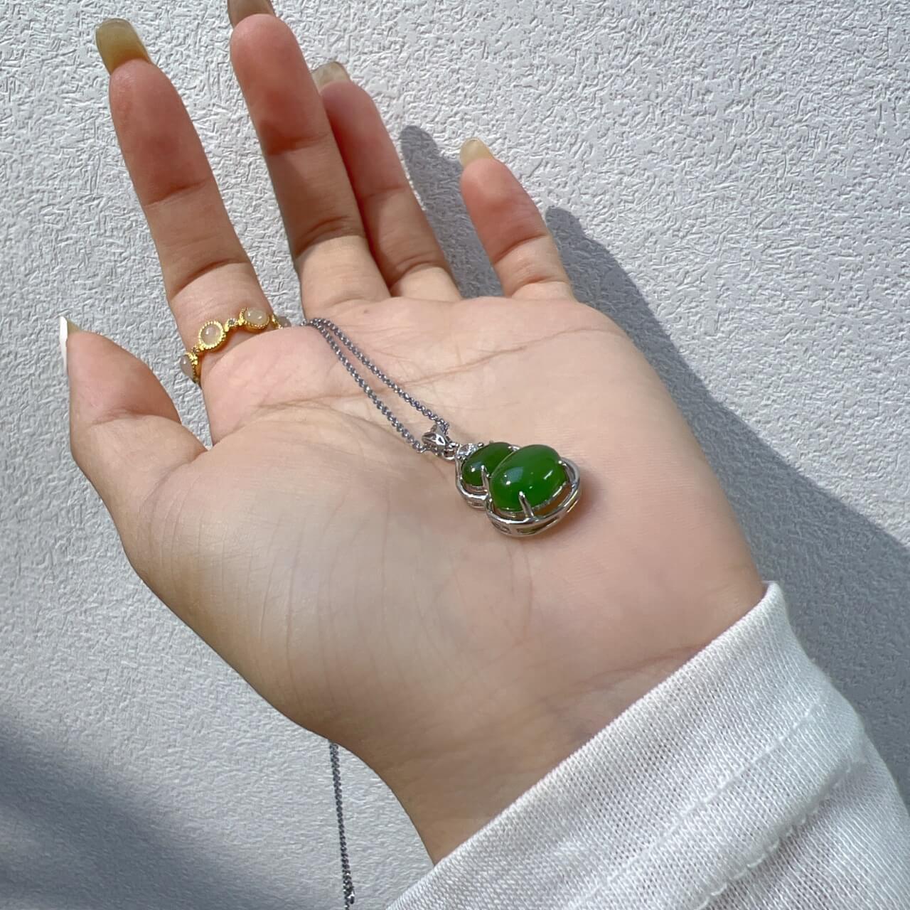 Sterling Silver Pendant with Hotan Jade Egg-Shaped Pendant