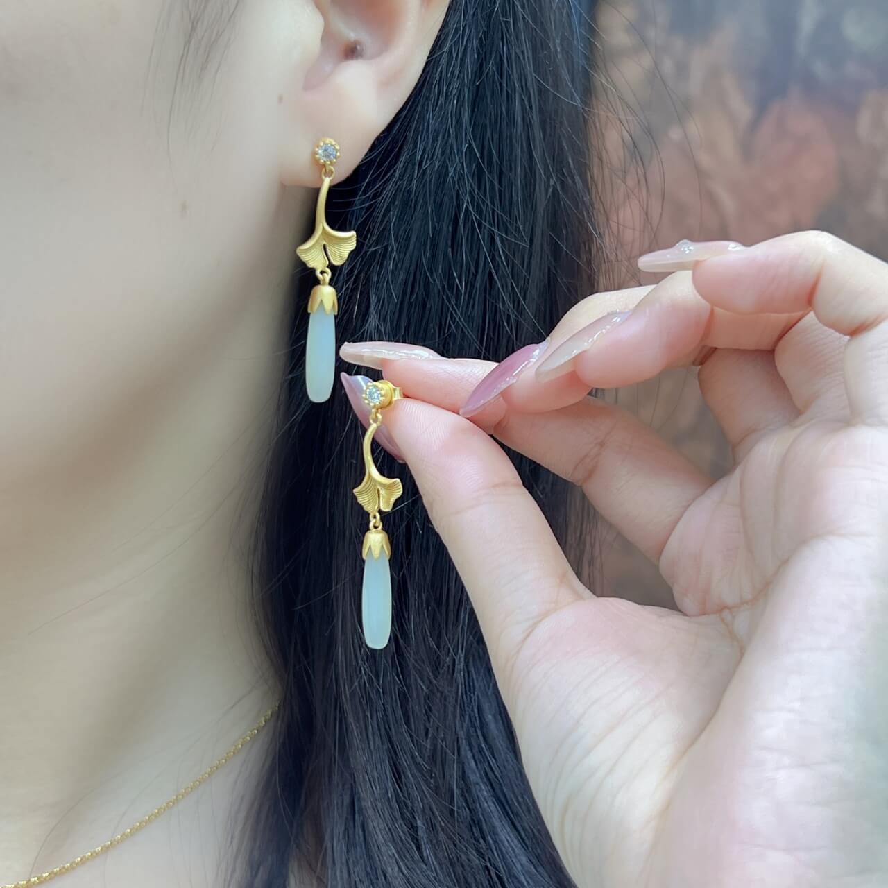 Sterling Silver with Hetian Jade (5x20cm) Long Pendant Plain Silver “So Glad You're Here” Earrings (Thick Brushed Gold)