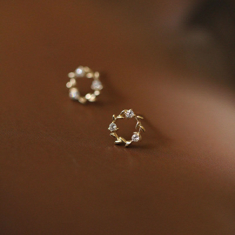 Karma Stone 925 Sterling Silver Posts Copper Metal Tiny Wreath Stud Blessing Flower Earrings